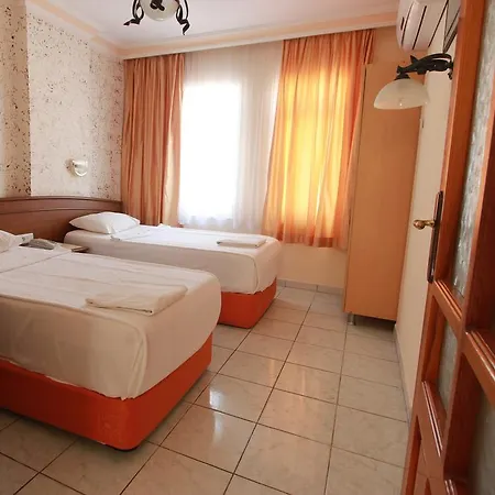 Ξενοδοχείο με διαμερίσματα Baronessa