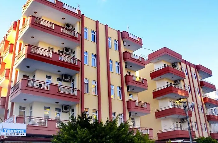 Baronessa Aparthotel 3*