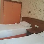Baronessa 3*