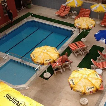 公寓式酒店 Baronessa 阿拉尼亚